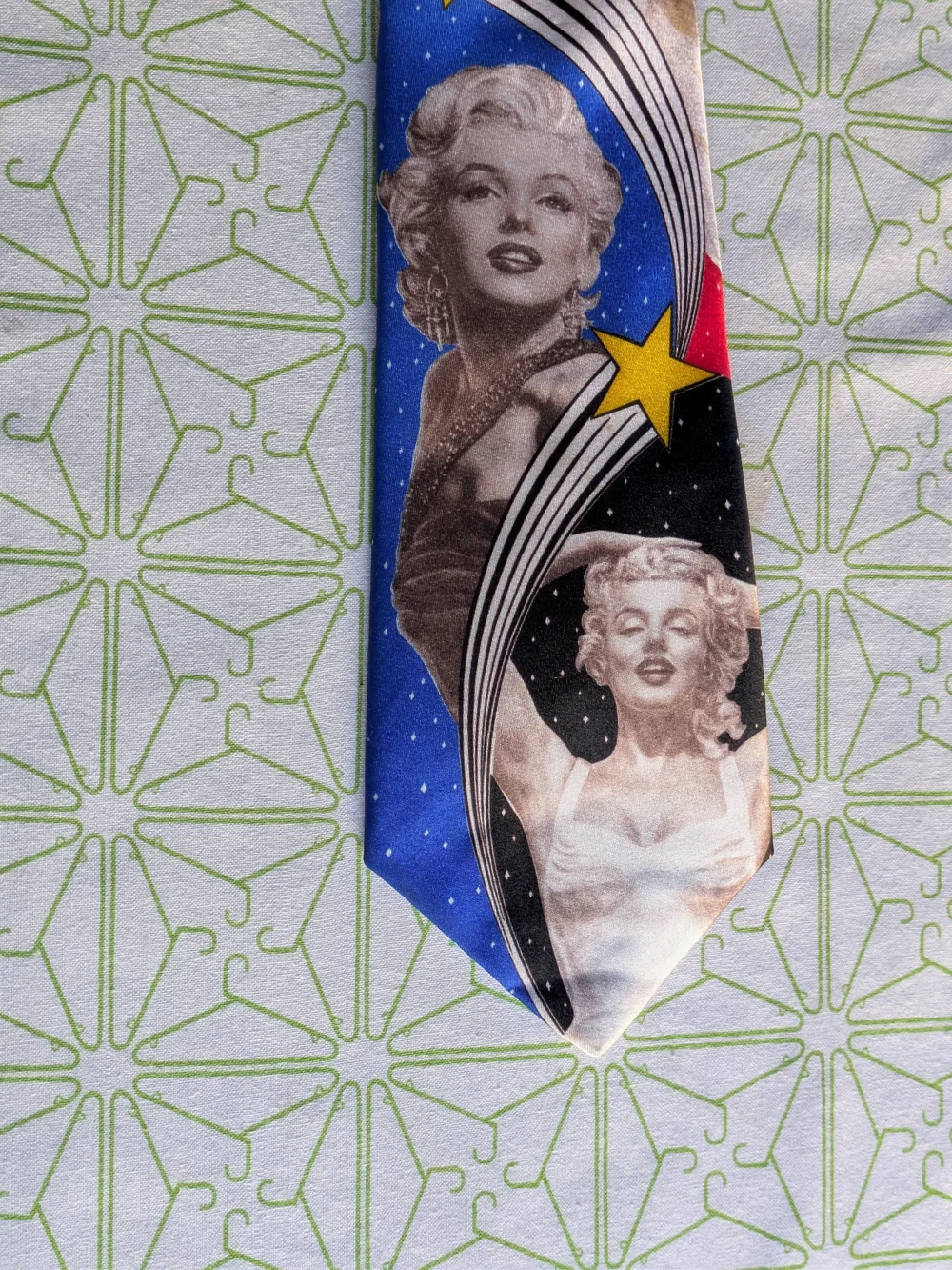 Women’s Marilyn Monroe Print Tie - Multicolor
